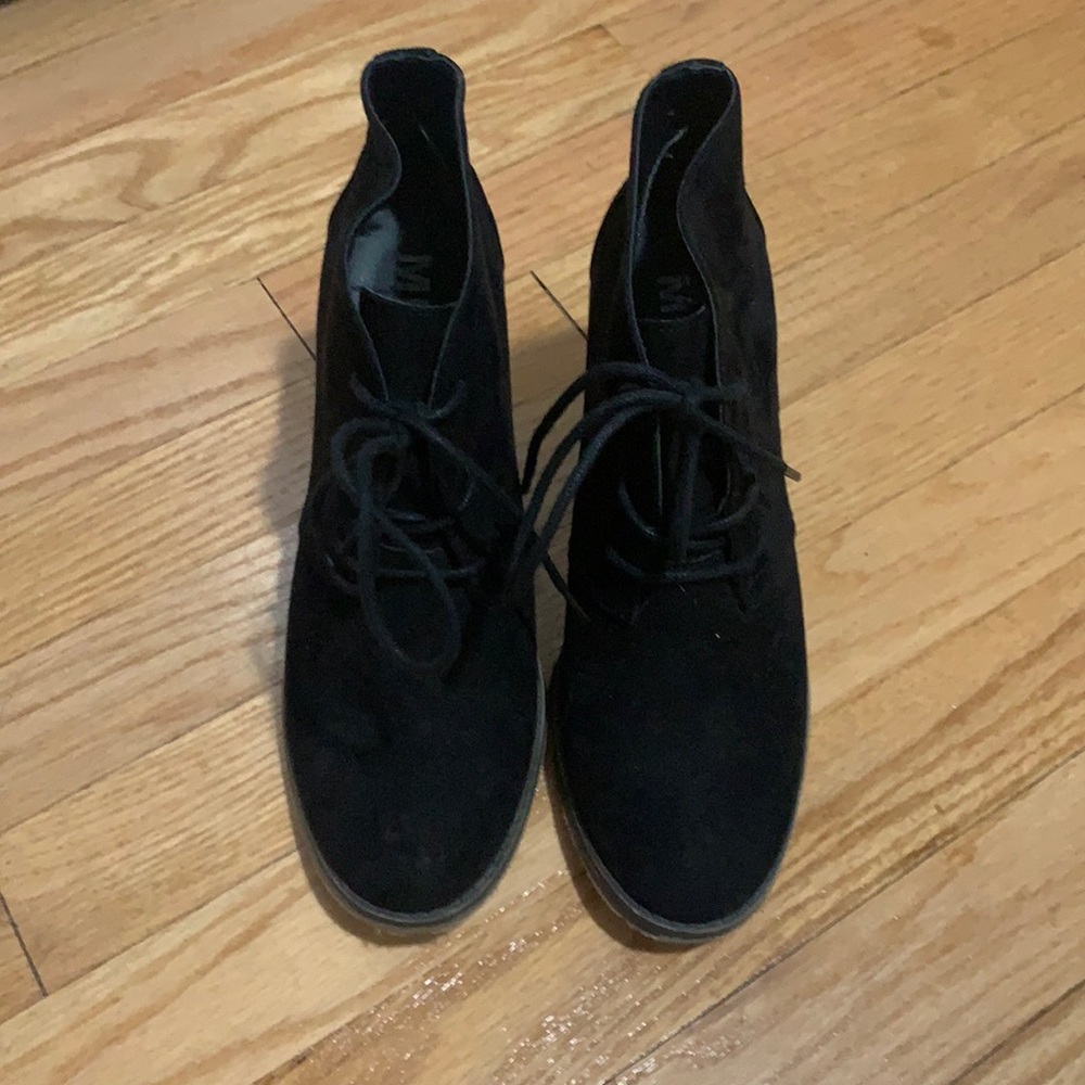 Mia black heel booties